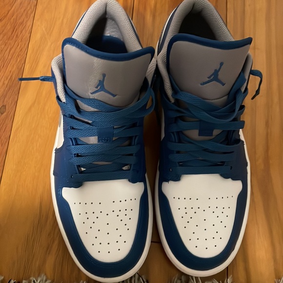 Jordan 1 low try blue size 9 - Picture 2 of 9